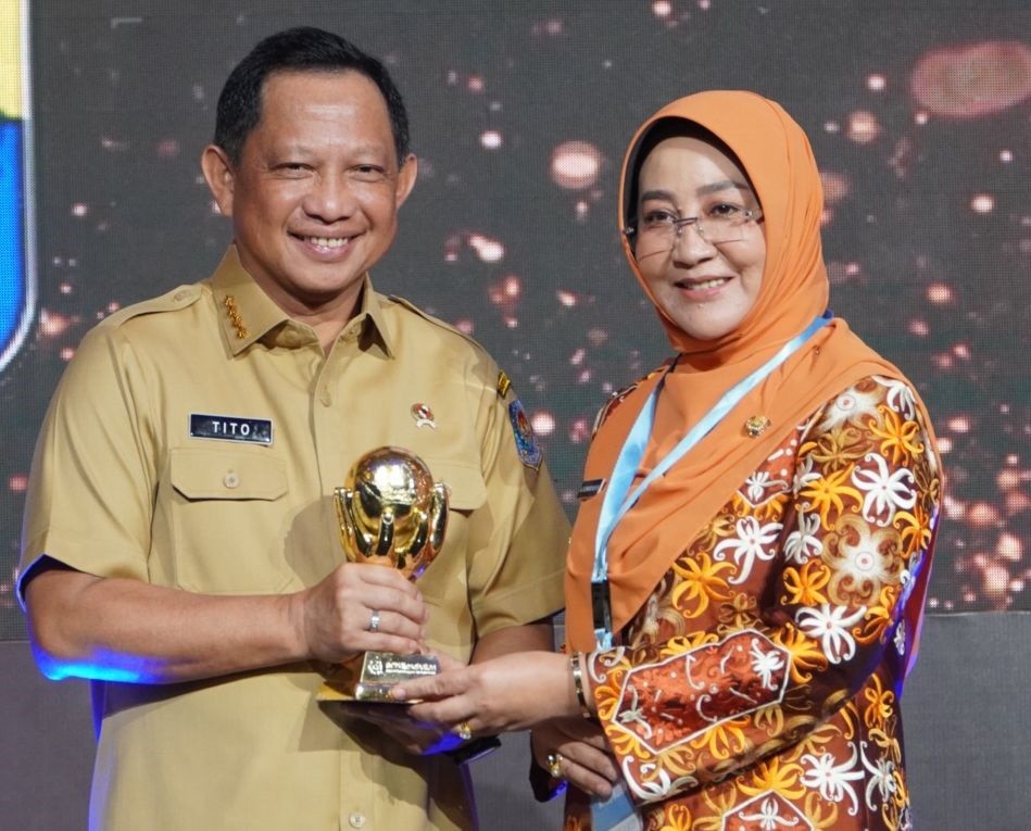 Penghargaan UHC Award, Bukti Komitmen Bupati Berau Meningkatkan Kesehatan