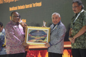 Pemprov Raih Dua Penghargaan di Anugerah APBD Award