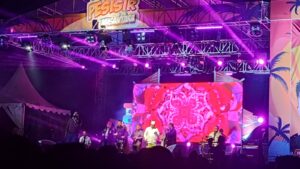 Penampilan Band El Corona Ramaikan Pembukaan Festival Pesta Laut Pesisir Nusantara