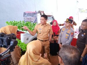 Tingkatkan Perekonomian Warga, BUMRT Kelurahan Gunung Lingai Dilaunching
