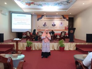 Fitri Ajak Orang Tua Care and Aware Pendidikan Anak