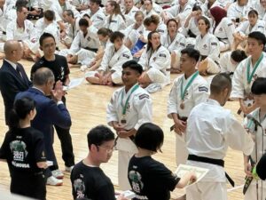 Raih 5 Medali di Jepang, Wabup Rendi Solihin Janjikan Bonus Bagi Atlet Kempo Kukar