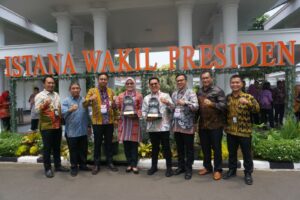 Komitmen Pemkab Kukar Melindungi Tenaga Kerja Rentan Berbuah Paritrana Award