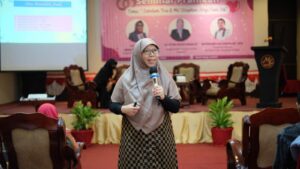 Fitri Maisyaroh Ajak Remaja di Balikpapan Siapkan Ilmu Sebelum Nikah