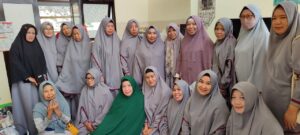 Hadiri Kajian MT Nurul Kautsar Balikpapan Utara, Fitri Maisyaroh Bongkar Tips Bahagia