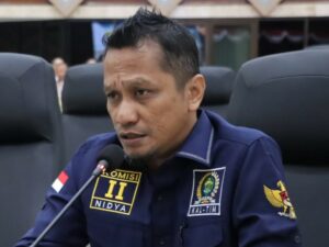 Mengganggu Arus Lalu Lintas, DPRD Kaltim Dorong Penanganan Masalah Parkir Truk dan Peti Kemas