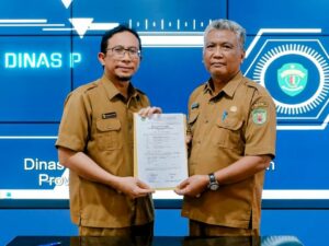Kutim Terima 17 Mobil Operasional Sekolah dari Pemprov Kaltim