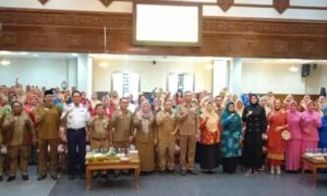 Seabrek Lomba Meriahkan Peringatan Hari Ibu dan HUT ke 24 DWP di Kutim