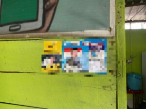 Rumah Dipasangi Stiker Caleg Tanpa Izin, Sebut Mengotori Jendela Rumah