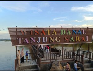 Desa Kedang Murung: Destinasi Wisata Danau Tanjung Sarai yang Menakjubkan