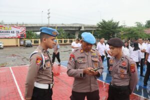 Antisipasi Judi Online di Kalangan Polri, Polresta Samarinda Lakukan Pemeriksaan HP Personel