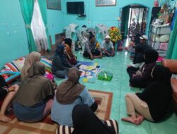 Ciptakan Kondusivitas Selama Pilkada, Bhabinkamtibmas Polsek Sungai Kunjang Gencar Lakukan Sambang Warga