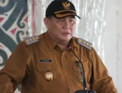 Bupati FX Yapan Konsisten Bangun Kampung di Kubar