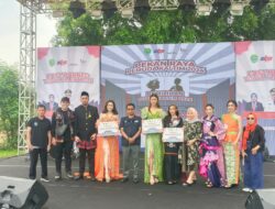 Juara Putri Kaltim 2024 Terima Piagam Penghargaan dari Dispora Kaltim dalam Festival Youth Talent