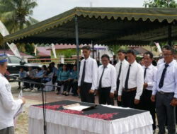 Camat Melak Kukuhkan 22 Anggota BPK