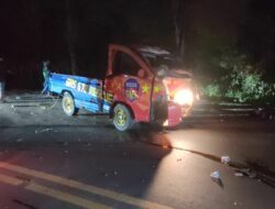 Laju Tinggi di Tikungan Tajam, Pikap GMS Tabrak Pohon: Tiga Relawan Gugur