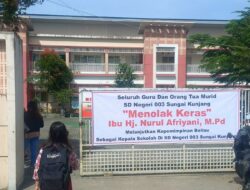 Pemecatan Guru dan Kepemimpinan Kontroversial, Wali Murid SD Negeri 003 Geruduk Sekolah