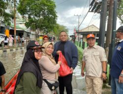Empati untuk Korban Banjir, Anggota DPR RI, Nabil Husien Bantu Warga Samarinda dengan Ratusan Paket Sembako