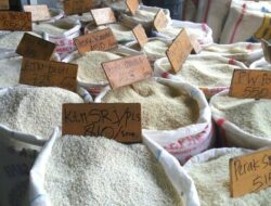 Beras Makin Mahal, Pedagang Pasar Merdeka Merana: Daya Beli Turun, Omzet Ikut Susut