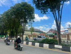 Ribuan Siswa Bertaruh Nyawa di Jalan Juanda, DPRD Samarinda Desak Pemasangan Pelican Crossing