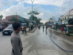 Pemotor Berguguran Akibat Tumpahan Solar di Jalan Pattimura Samarinda Seberang, Polisi Selidiki Asal Solar