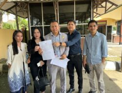 Tak Terima Rumah Dimasuki Orang Tak Dikenal, Pemilik Rumah Didampingi Kuasa Hukum Ajukan Laporan Resmi