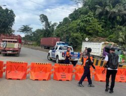 Uji Beban Jembatan Mahakam Ulu Picu Antrean Panjang, Pengemudi Logistik Keluhkan Minimnya Informasi