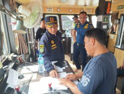 TB Atlantic Star 23 Tabrak Buoy Tambat, Tongkang Marine Power 3066 Hanyut ke Arah Jembatan Mahakam Ulu