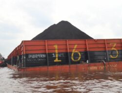 Tabrakan Jembatan Mahakam Ulu Tak Sekadar Kecelakaan, Rekaman Radio Sorot Dugaan Tambatan Ilegal