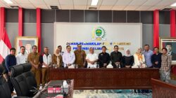 Rapat Dengar Pendapat (RDP) Komisi IV DPRD Kaltim bersama Dispora Kaltim dan pihak Universitas Mulawarman, Senin (2/2/2026). (Foto: Ree/Kaltimetam.id)