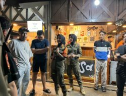 Pengawasan Ramadan, Satpol PP Temukan Pelanggaran Jam Operasional Kafe di Citra Niaga