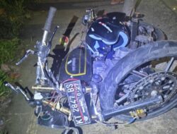 Diduga Hilang Kendali Saat Turunan, Motor Hantam Belakang Truk di Gunung Tangga, Satu Tewas Satu Kritis