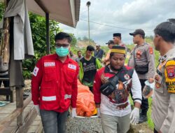 Mayat Pria Ditemukan Tergeletak di Teras Rumah Warga di Palaran, Polisi Lakukan Pemeriksaan