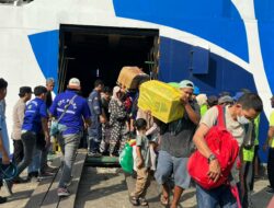 Arus Balik Lebaran di Pelabuhan Samarinda Mulai Ramai, Ribuan Penumpang Tiba dengan KM Prince Soya