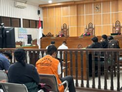 PN Samarinda Vonis Tiga Terdakwa Kasus Dugaan Bom Molotov 8 Bulan 10 Hari Penjara, Kuasa Hukum Soroti Dua DPO