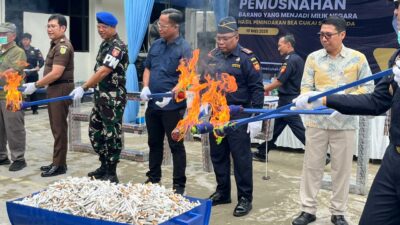 Bea Cukai Samarinda Musnahkan Jutaan Rokok dan Ribuan Liter Miras Ilegal, Negara Selamatkan Kerugian Miliaran Rupiah