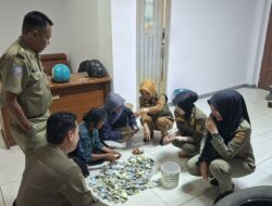Hanya Lima Jam Beraksi di Jembatan Mahulu, Ibu dan Anak Kantongi Rp603 Ribu dari Simpati Pengendara