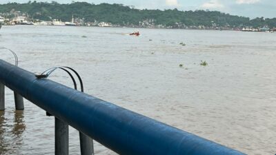 Diduga Disenggol Tongkang, Pipa Distribusi Perumda Tirta Kencana di Teras Samarinda Bergeser