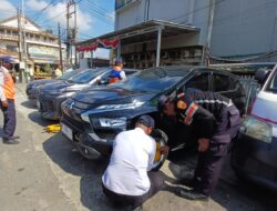 Mobil dan Motor Parkir Liar Jadi Sasaran, Dishub Samarinda Lakukan Gembok Ban hingga Penderekan